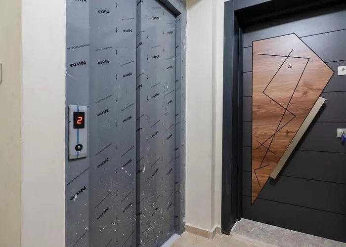 Steps Away From Historical Appartement *