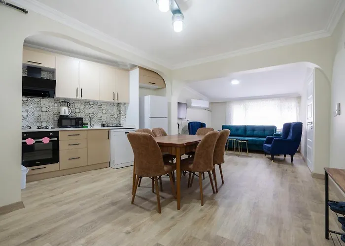 Steps Away From Historical Appartement *