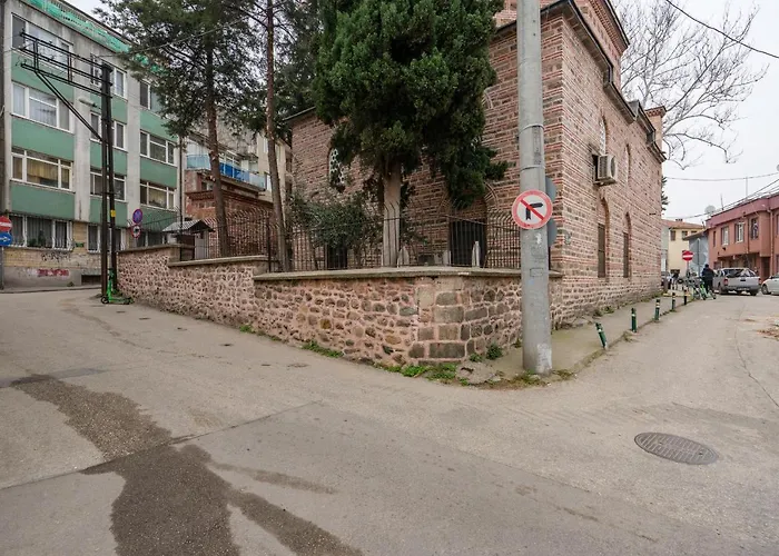 Steps Away From Historical Appartement *