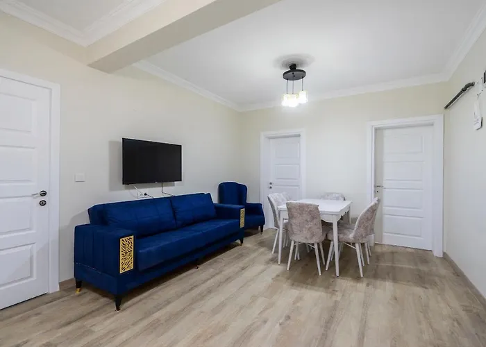 Steps Away From Historical Appartement *